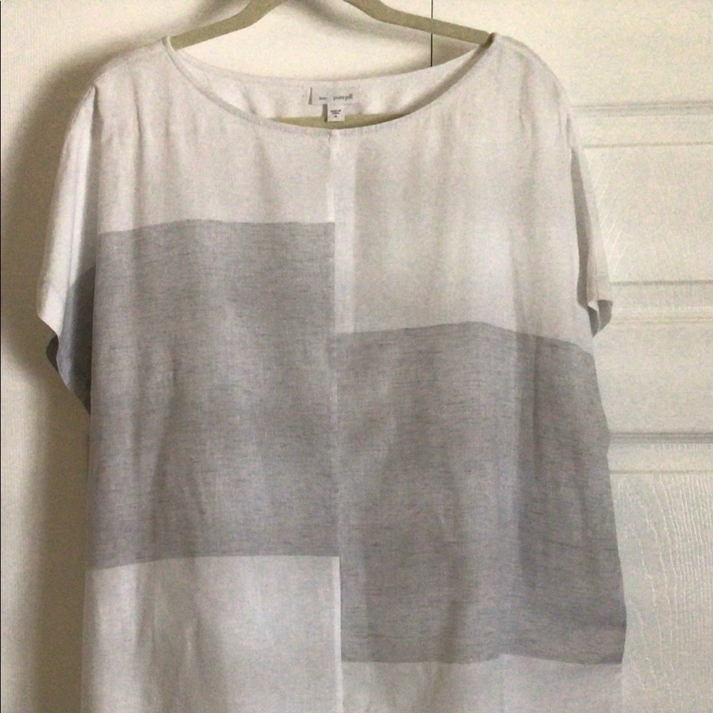 Grey and white block linen tunic.